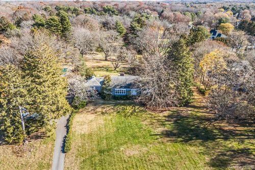 110 Hegemans Ln, Glen Head, NY, 11545-2738 | Card Image