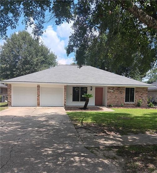 620 Dale Dr, Slidell, LA, 70458-2024 | Card Image