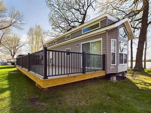 16-23488 Waskawood Rd, Long Beach, MN, 56334-5103 | Card Image