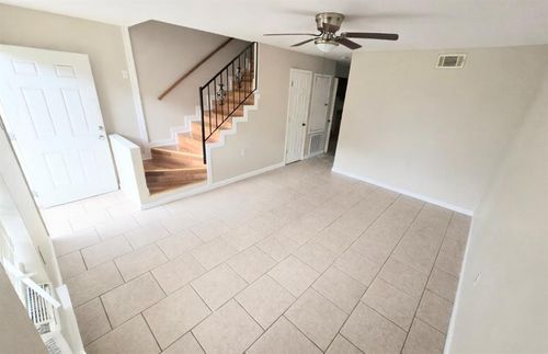 apt-b-3329 Golden Dr, Chalmette, LA, 70043-2355 | Card Image