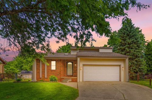 514 Rochelle Ct, East China, MI, 48054-4738 | Card Image