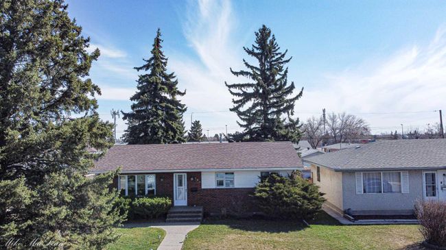 104 Marbrooke Circle Ne, Home with 3 bedrooms, 2 bathrooms and 2 parking in Calgary AB | Image 1