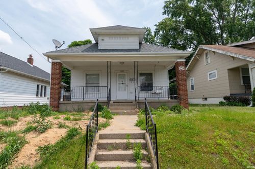 1722 Nash St, South Bend, IN, 46613-1432 | Card Image