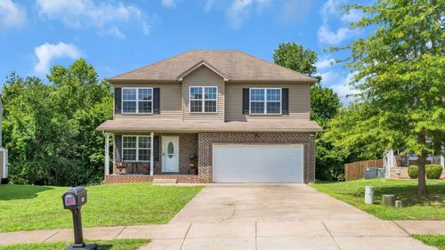 123 Golf Club Cir, Springfield, TN, 37172-4049 | Card Image