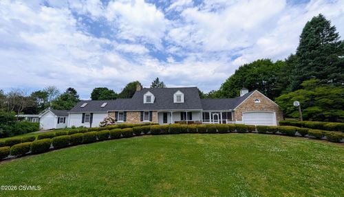 908 Hillcrest Ln, Lewisburg, PA, 17837-6600 | Card Image
