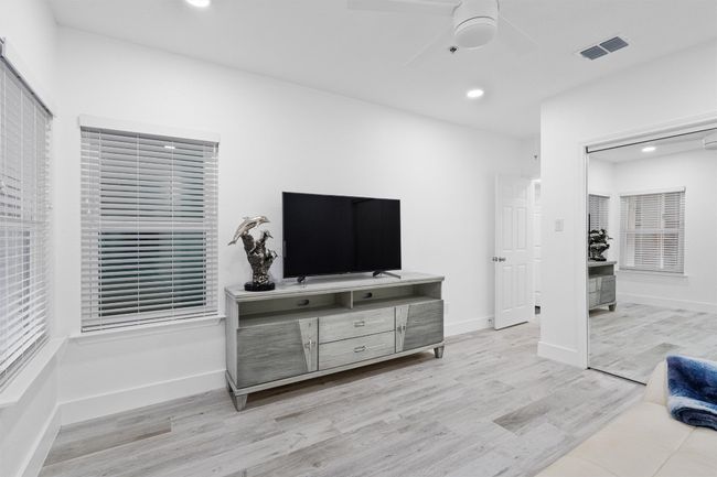 APT-3119 - 3404 American Dr, Condo with 3 bedrooms, 2 bathrooms and null parking in Lago Vista TX | Image 16