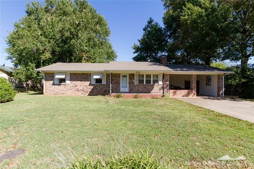 446 W Pickens Rd, Pea Ridge, AR, 72751-2401 | Card Image