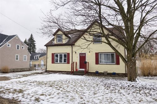 67 Rose Ave, West Seneca, NY, 14224-2833 | Card Image