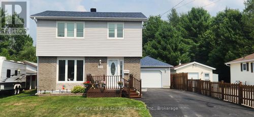 108 Tweedsmuir Drive, North Bay (Ferris), ON, P1A3T6 | Card Image