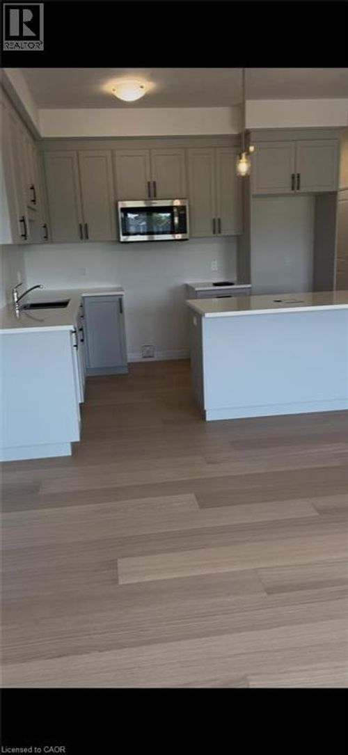 13 Rivergreen Crescent, Cambridge, ON, N1S0G1 | Card Image