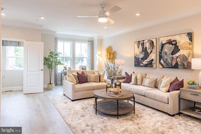 8201 Longford Rd, Townhouse with 3 bedrooms, 4 bathrooms and null parking in MILLERSVILLE MD | Image 4
