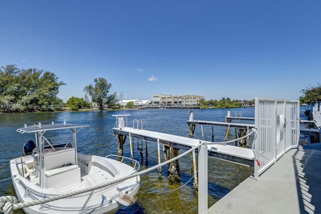 APT-604 - 1505 N Riverside Dr, Condo with 2 bedrooms, 2 bathrooms and null parking in Pompano Beach FL | Image 47
