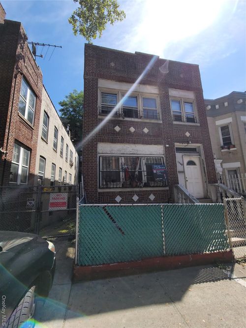 1748 Eastburn Ave, Bronx, NY, 10457-6902 | Card Image