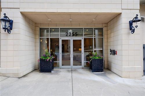 unit-620-2255 Peachtree Rd Ne, Atlanta, GA, 30309-1171 | Card Image