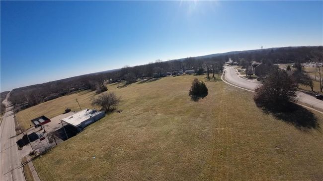 7905 High Grove Rd, Home with 0 bedrooms, 0 bathrooms and null parking in Grandview MO | Image 15