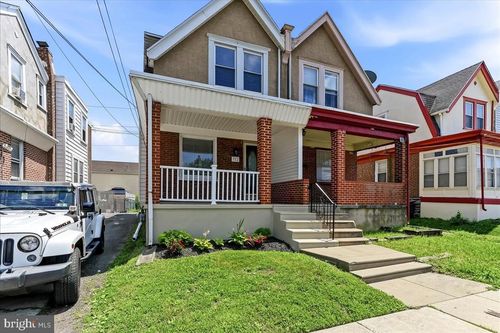 712 Pusey Ave, COLLINGDALE, PA, 19023-3812 | Card Image
