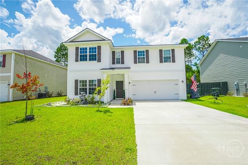 300 Brightleaf Cir, Hinesville, GA, 31313-9509 | Card Image