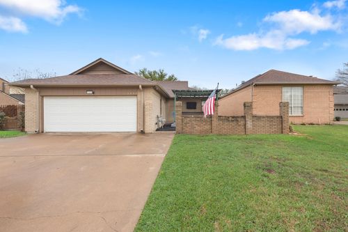 2900 Broadmoor Drive, Bryan, TX, 77802 | Card Image