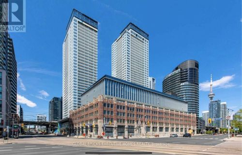 2206-17 Bathurst St, Toronto, ON, M5V0N1 | Card Image