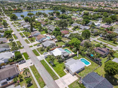 10656 Bobbie Ln, Royal Palm Beach, FL, 33411-3041 | Card Image