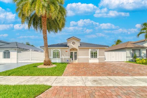16886 Sw 143rd Pl, Miami, FL, 33177-2755 | Card Image
