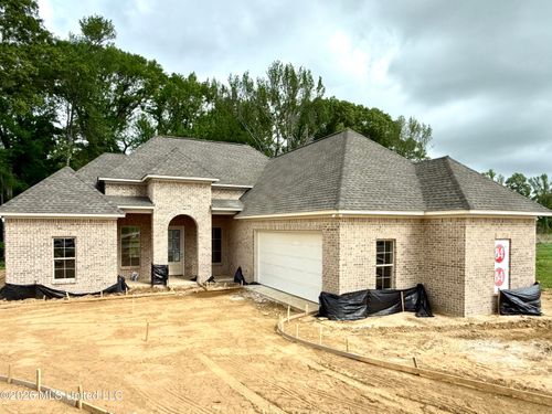 364 Aurora Cir, Canton, MS, 39046-1318 | Card Image