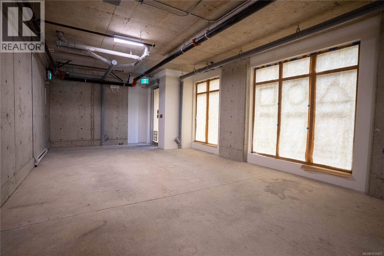Commercial Sale in Victoria 4
