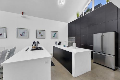 303 Sw 9th St, Fort Lauderdale, FL, 33315-3843 | Card Image