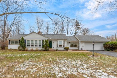 2381 Bratton Ave, Bloomfield Hills, MI, 48302-0417 | Card Image