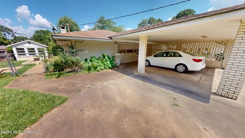 210 Porter Street, Senatobia, MS, 38668 | Card Image