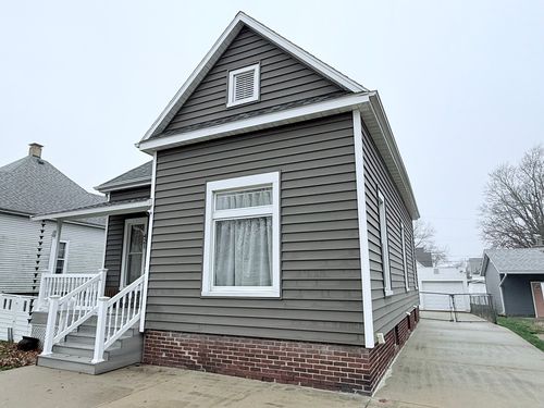 421 N Grant St, Clinton, IL, 61727-1313 | Card Image