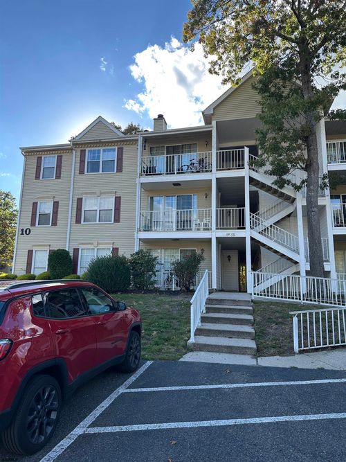 110 Iroquois Dr, Galloway, NJ, 08205-3711 | Card Image