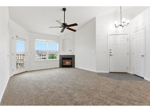 3-306-5733 N Gibralter Way, Aurora, CO, 80019-2251 | Card Image