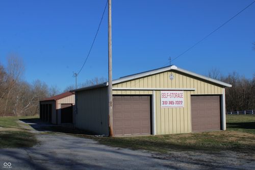 101 S Main St, North Salem, IN, 46165-9530 | Card Image
