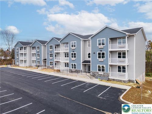 c-10-948 N Front St, Allentown, PA, 18102-1912 | Card Image