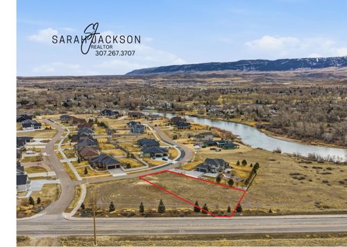 6133 River Park Dr, Casper, WY, 82604-5324 | Card Image