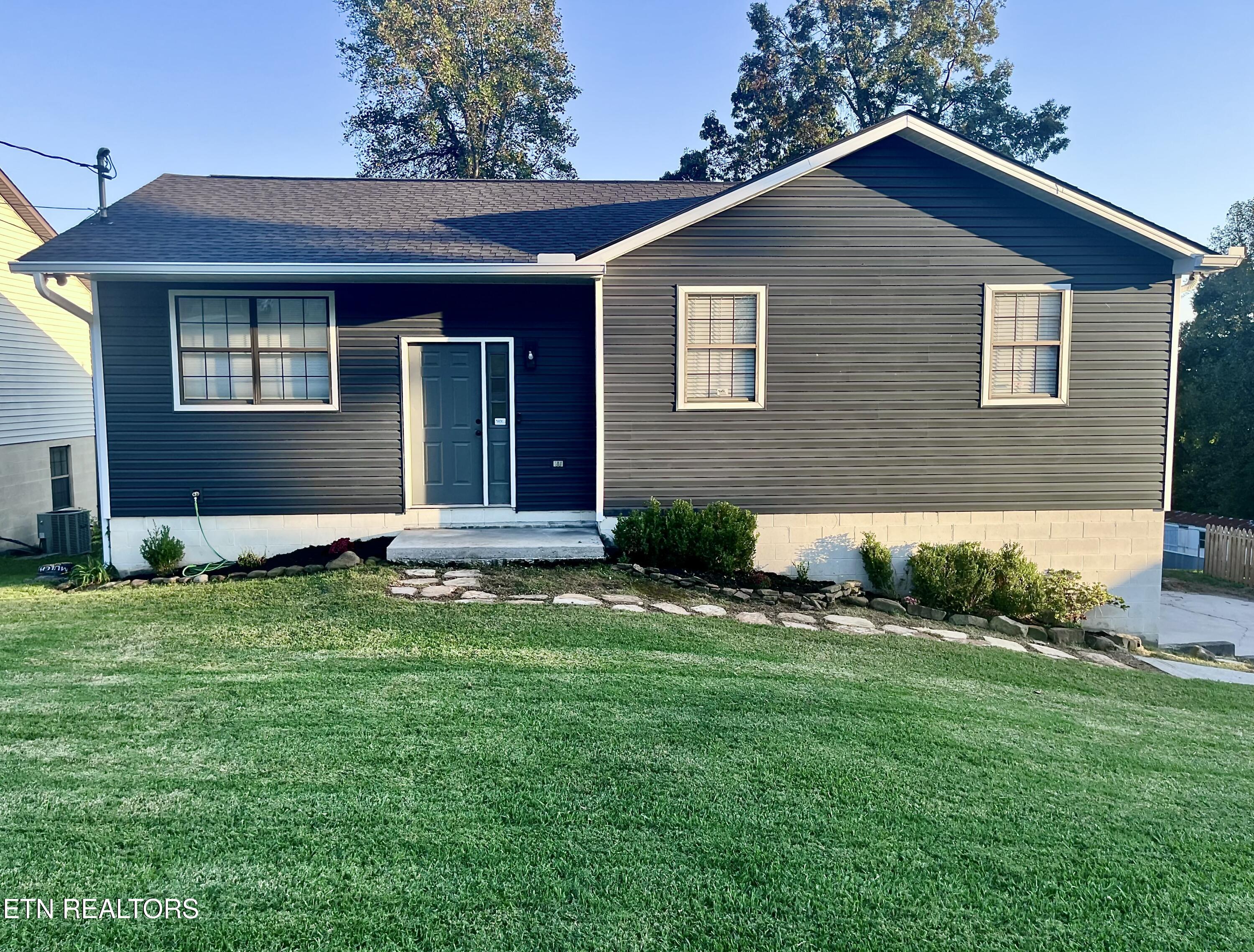 Terry Dr, Knoxville, TN 37924