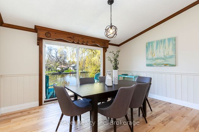 90 Edgewater Rd, House other with 3 bedrooms, 3 bathrooms and 8 parking in Wasaga Beach ON | Image 4