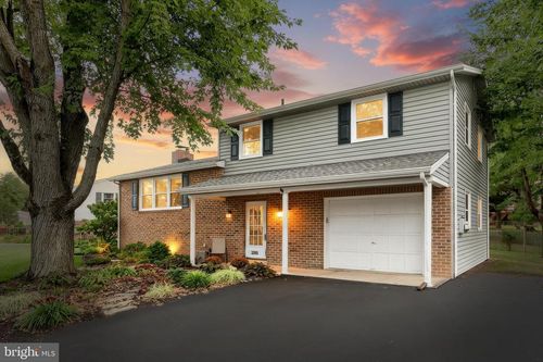3395 Cranmere Ln, YORK, PA, 17402-4206 | Card Image
