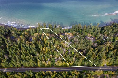 5171 Island Hwy W, Qualicum Beach, BC, V9K1Z1 | Card Image