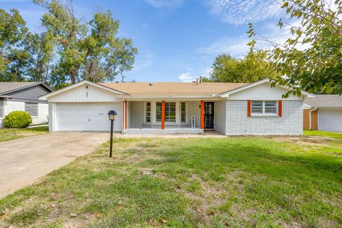 5605 Westcreek Dr, Fort Worth, TX, 76133-2246 | Card Image
