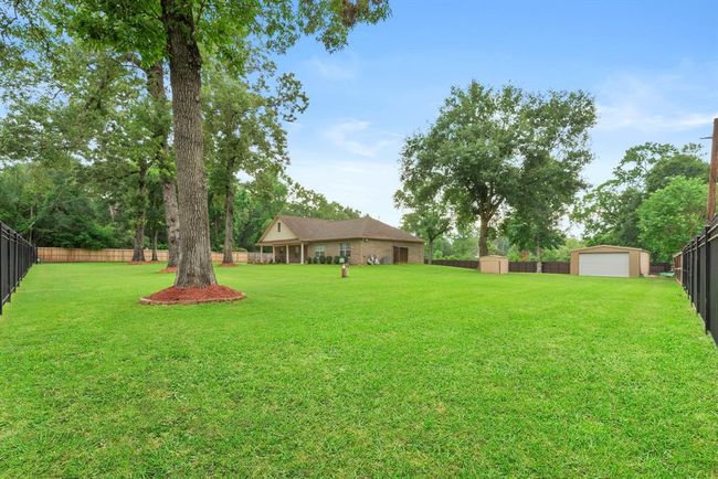 8518 Kerr Dr, House other with 3 bedrooms, 2 bathrooms and 2 parking in Tomball TX | Image 7