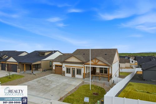 2785 Berkshire Way, Casper, WY, 82609-3896 | Card Image