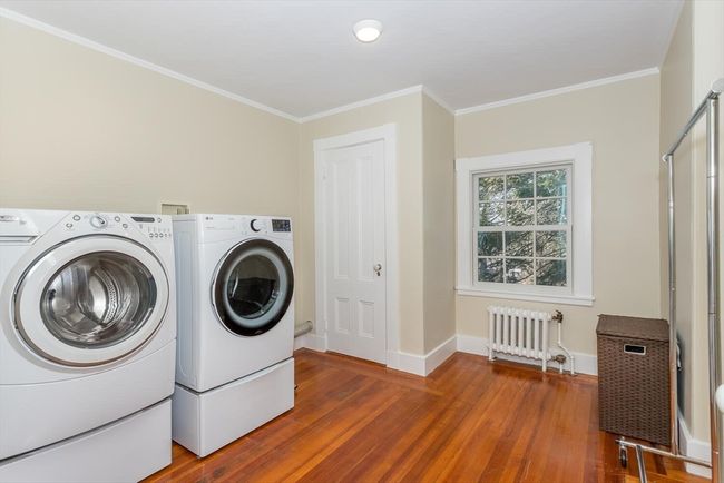 204 Ridge St, House other with 6 bedrooms, 4 bathrooms and 12 parking in Millis MA | Image 27