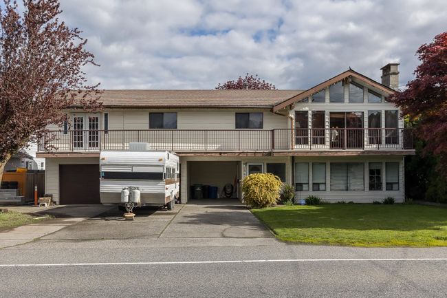 46227 Stevenson Road, House other with 5 bedrooms, 3 bathrooms and null parking in Chilliwack BC | Image 1