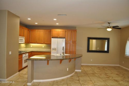 3327 Shadetree Way, Camarillo, CA, 93012 | Card Image