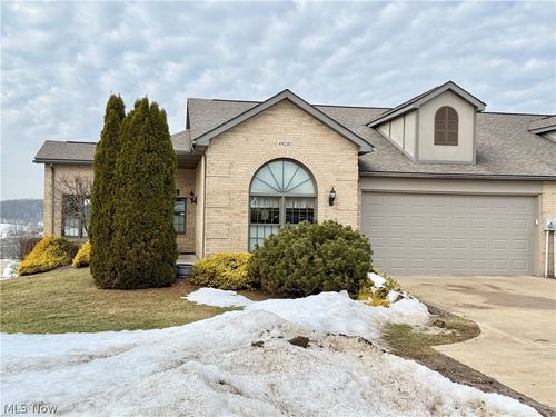 49281 Eagle Dr, East Liverpool, OH, 43920-9230 | Card Image