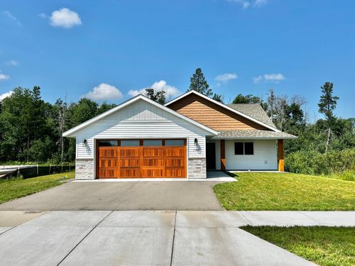 11437 Andrew St, Brainerd, MN, 56401-8308 | Card Image