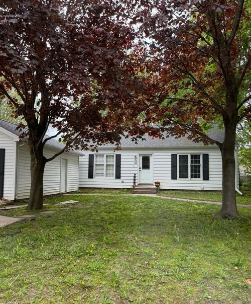 182 N Clinton Avenue, CLINTONVILLE, WI, 54929 | Card Image