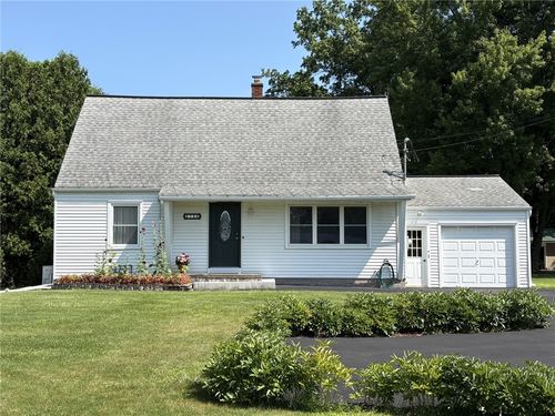 2126 Westside Dr, Rochester, NY, 14624-2008 | Card Image